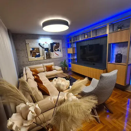 Dd Apartmens Lux *